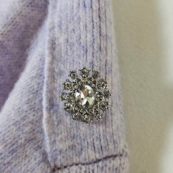 L Ann Taylor Factory Lavender Knit Sweater w Gems Large Light Purple Lilac Crew - Picture 4 of 9